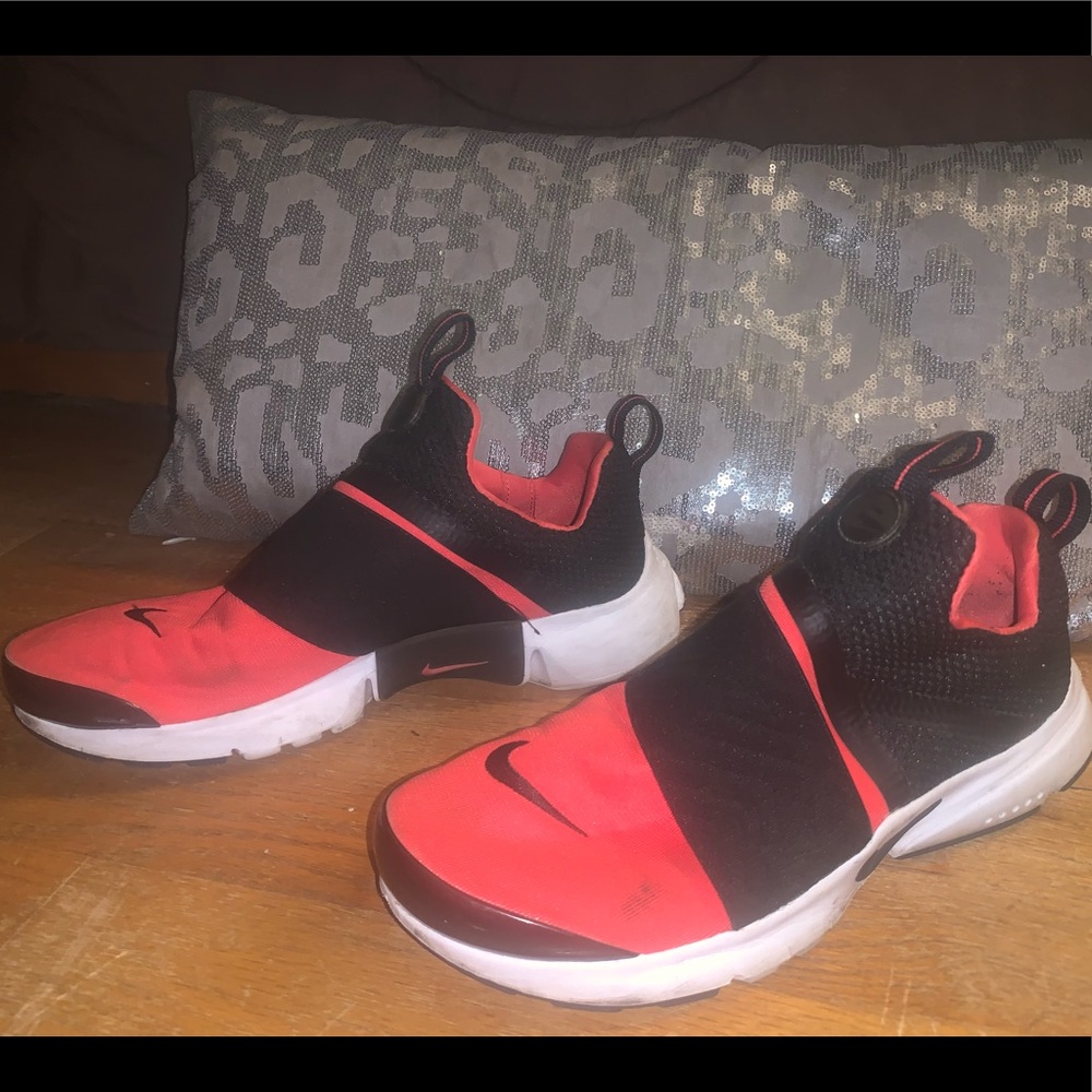 NIKE PRESTOS - Picture 2 of 3